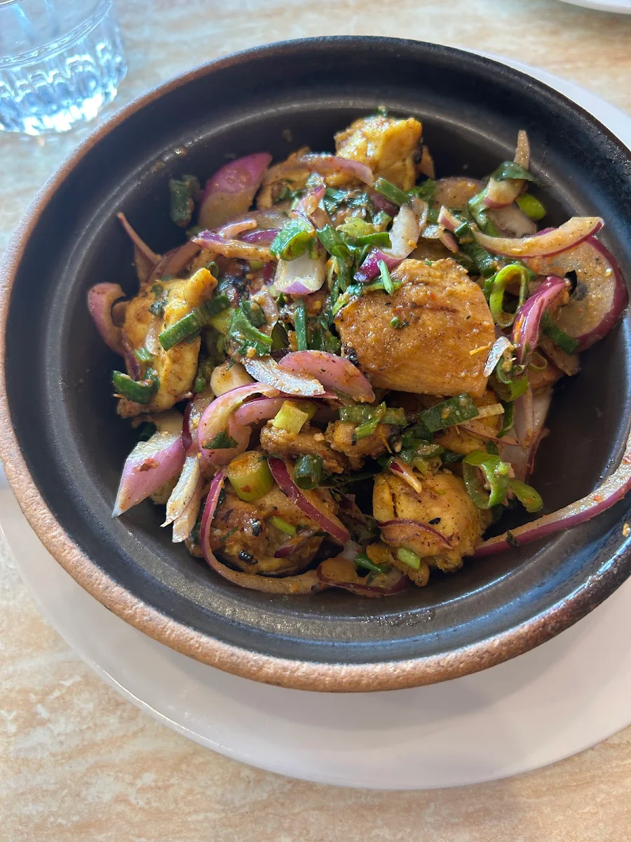 Highlights, Momo Centre