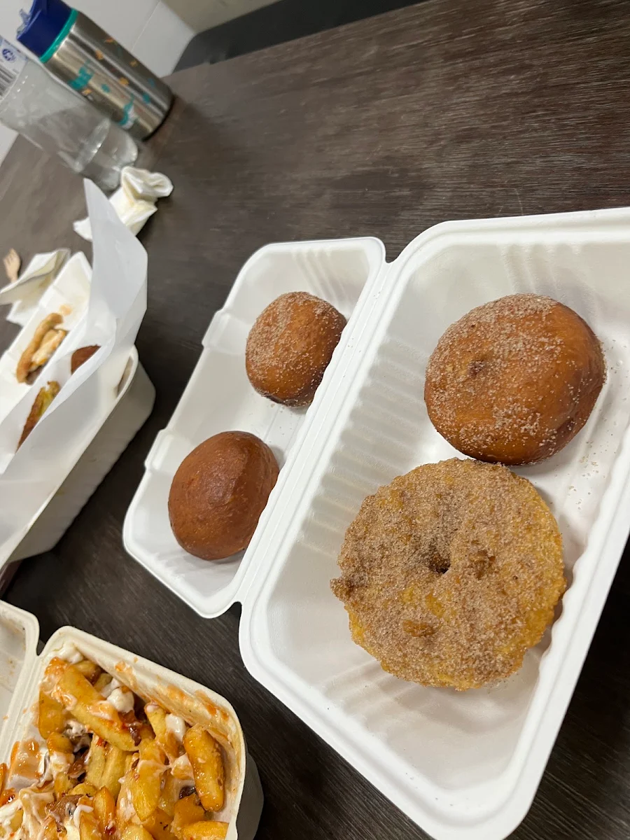Highlights, Lara Big Bite Fish N Chips & Country Fried Chicken