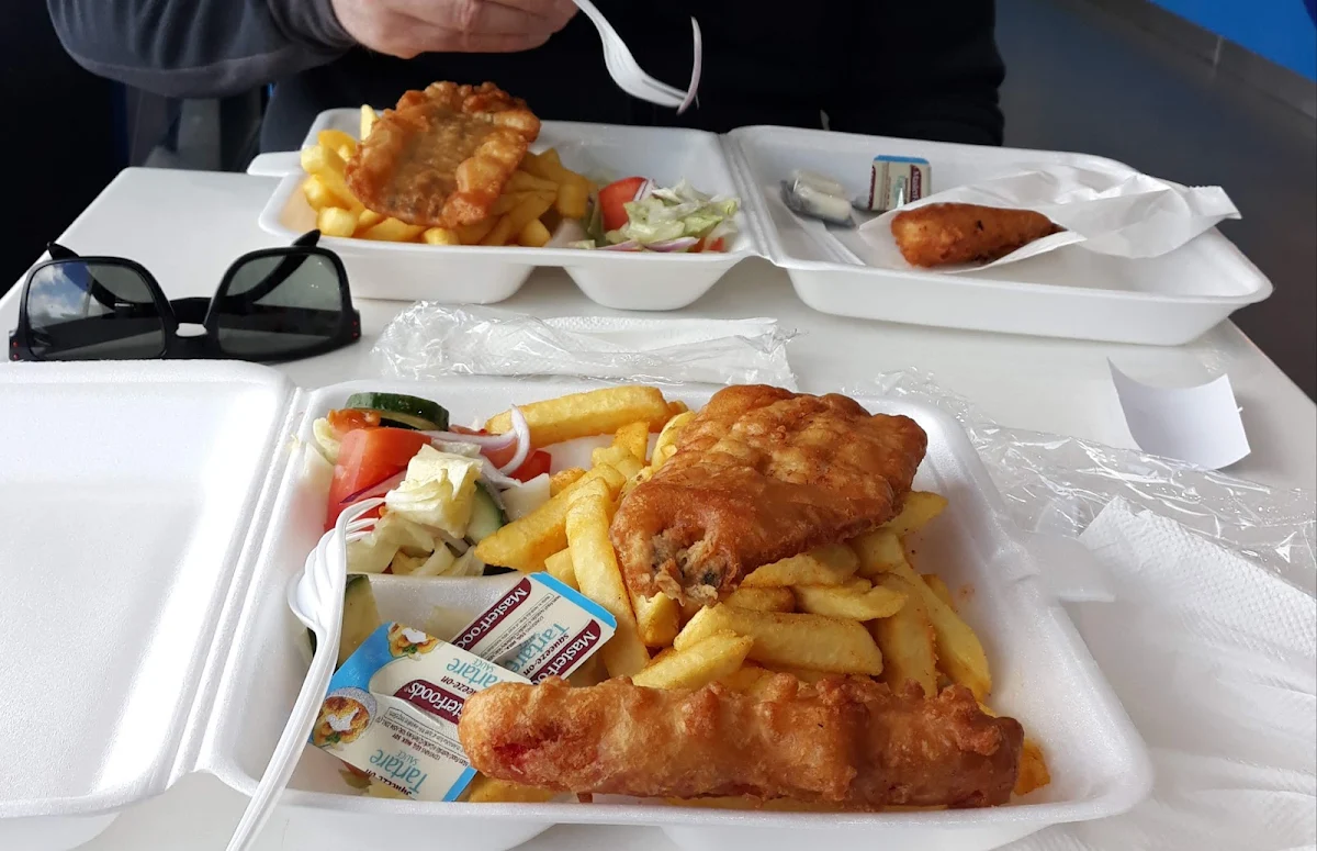 Fish Chips & Salad Pack
