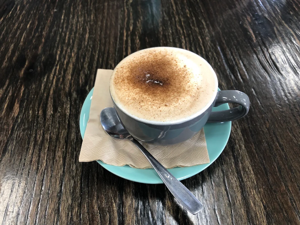 Small Chai, Chill'd Cafe & Bar