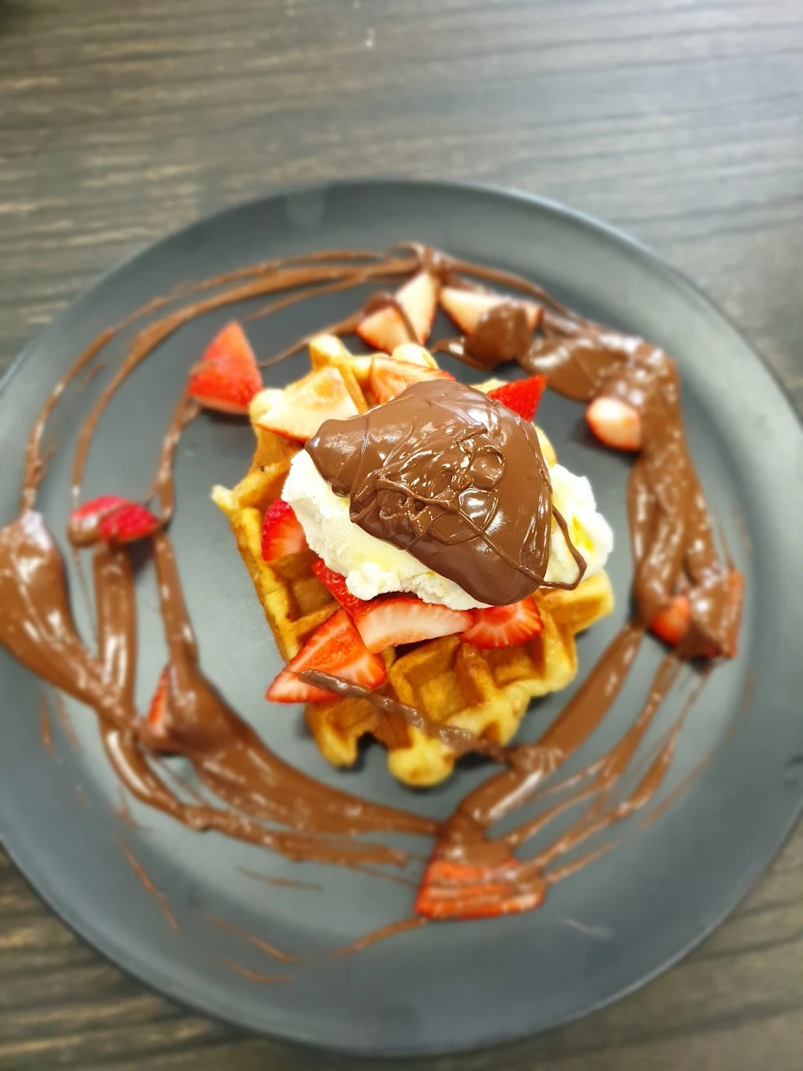 Waffles, Chill'd Cafe & Bar