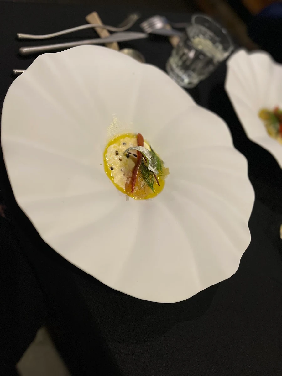 Highlights, Kozy Restaurant