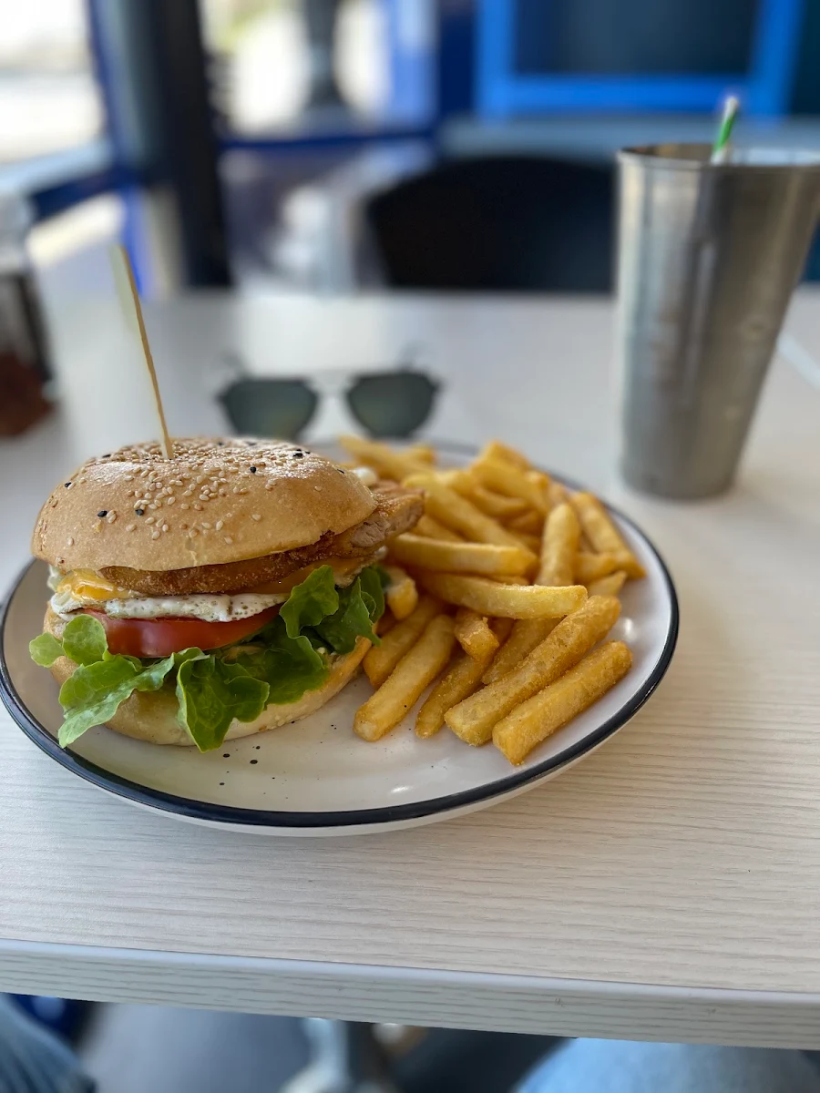 Chicken Schnitzel Burger