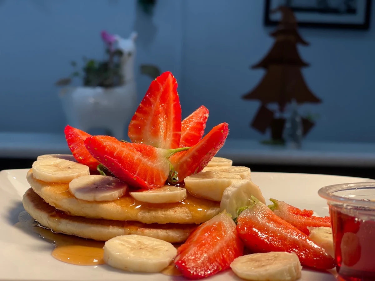 Strawberry Banana Pancakes