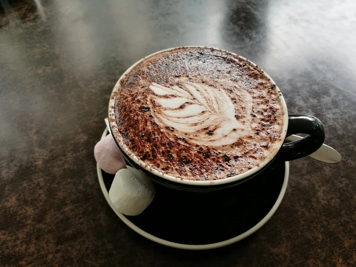 Highlights, The Boys House of Coffee