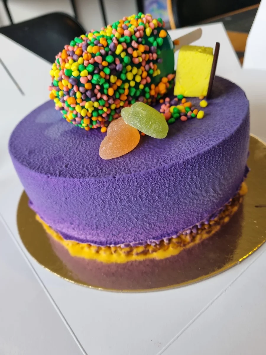 Highlights, Augustus Gelatery - Melton
