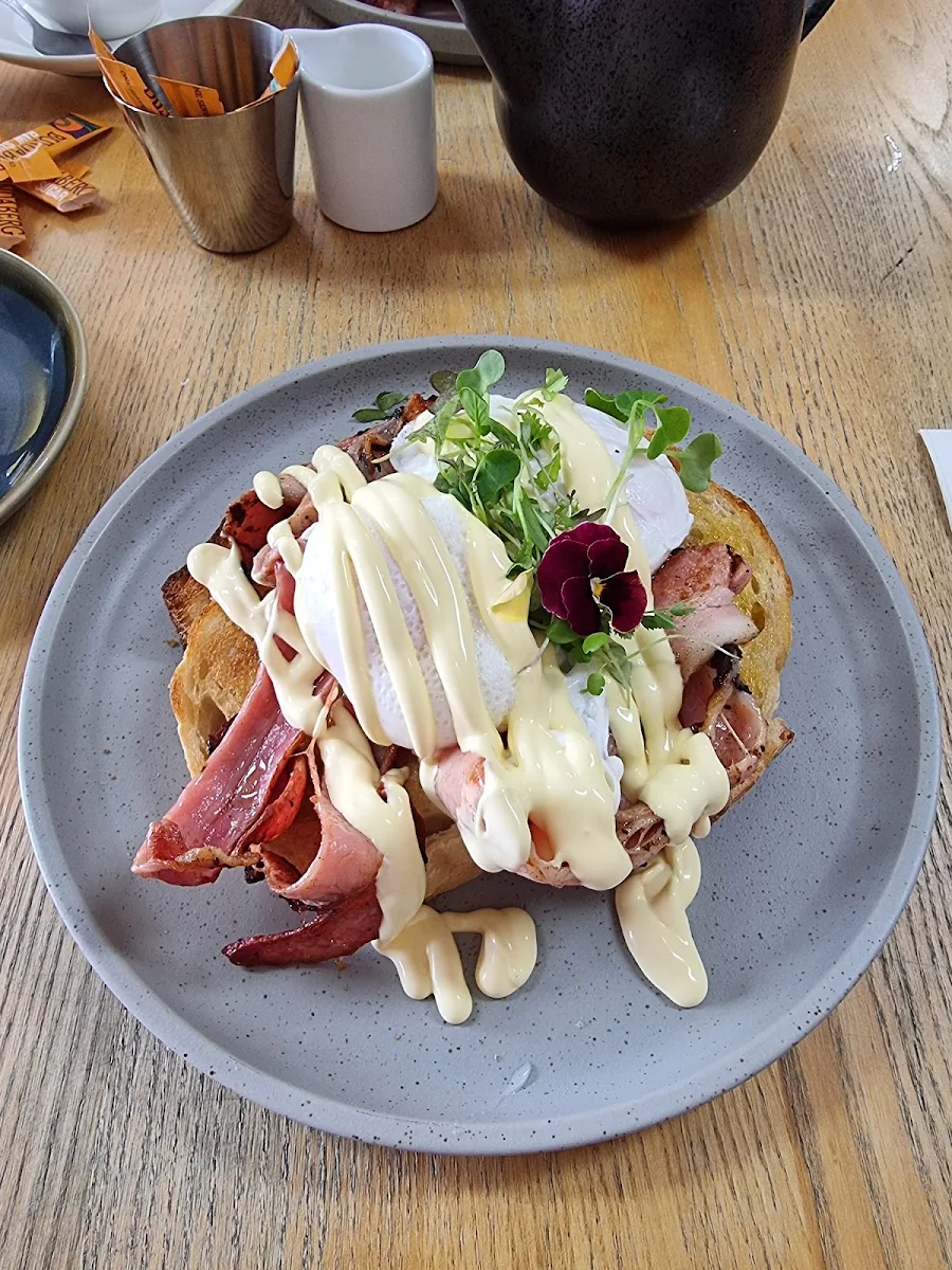 Eggs Benedict, The Local Inverloch