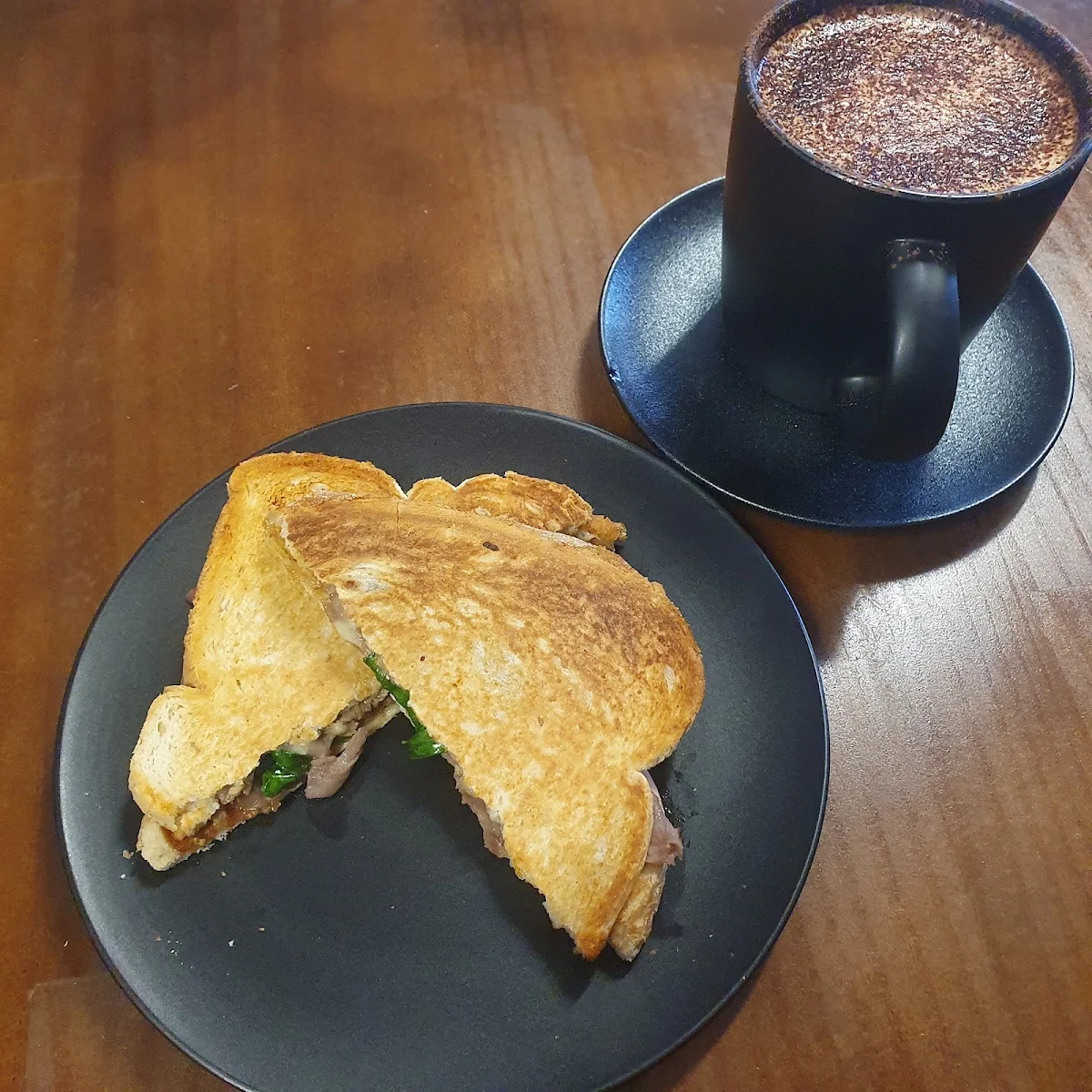 Highlights, Coffee & Book Realm