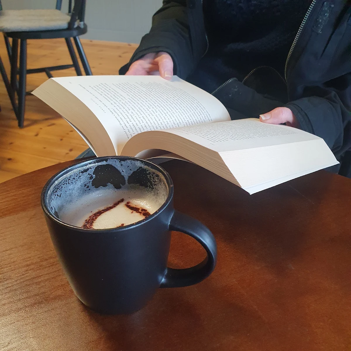 Highlights, Coffee & Book Realm