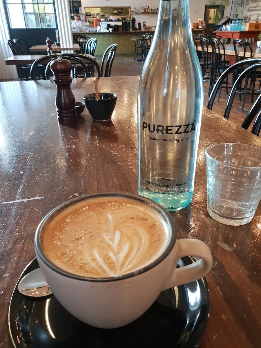 Flat White, Brunswick Foodstore