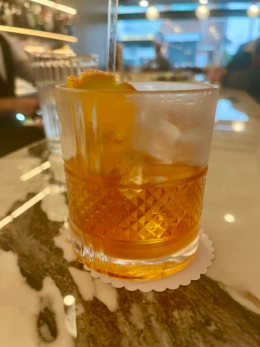 Old Fashioned, Bar Alba