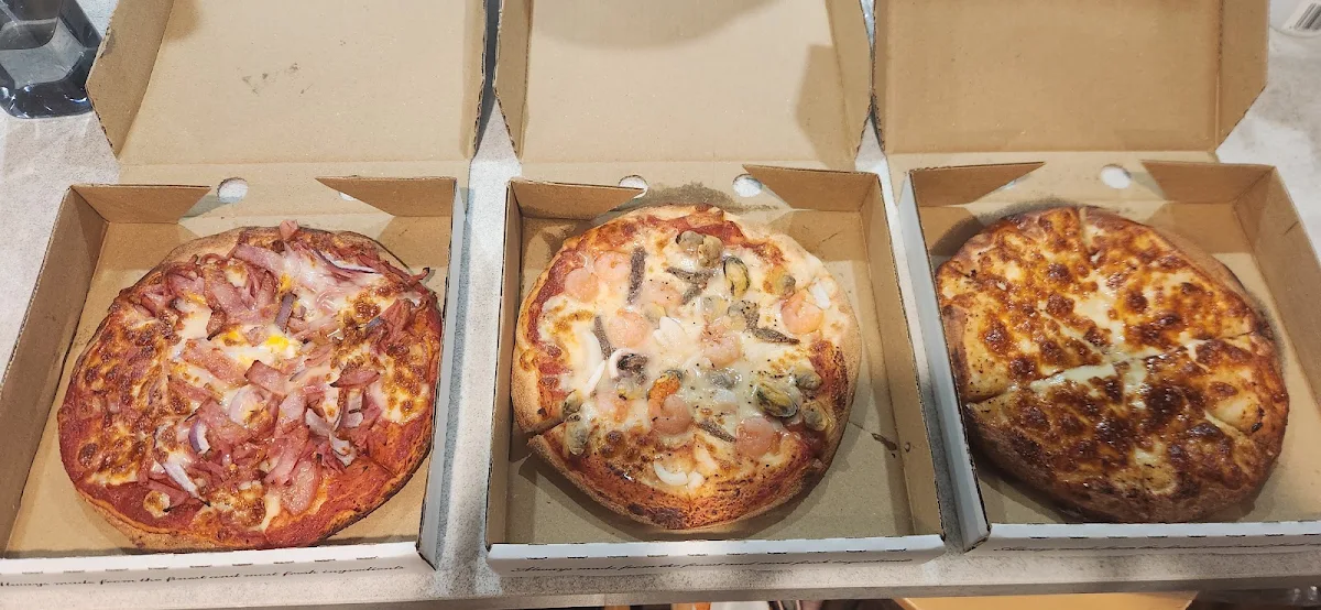 Highlights, Camberwell Pizza