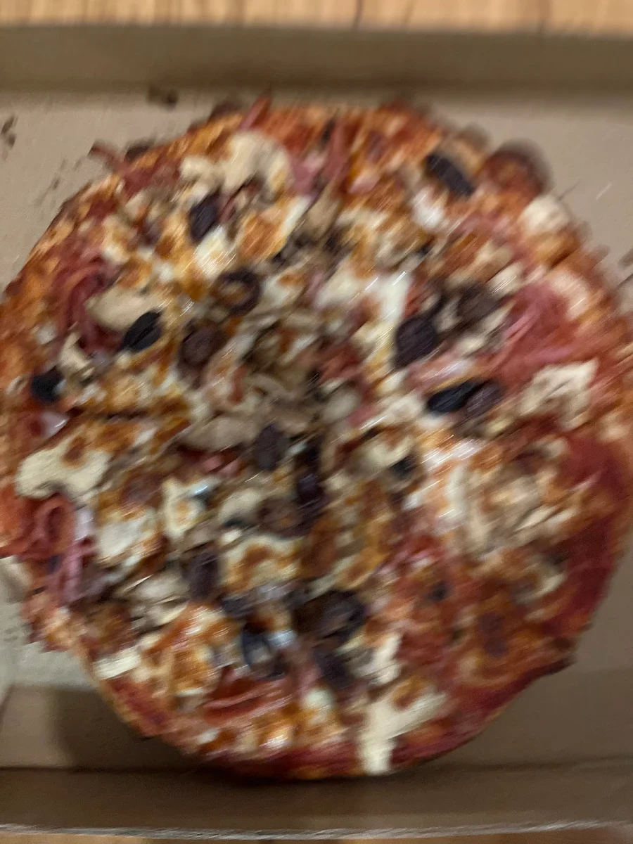 Highlights, Camberwell Pizza