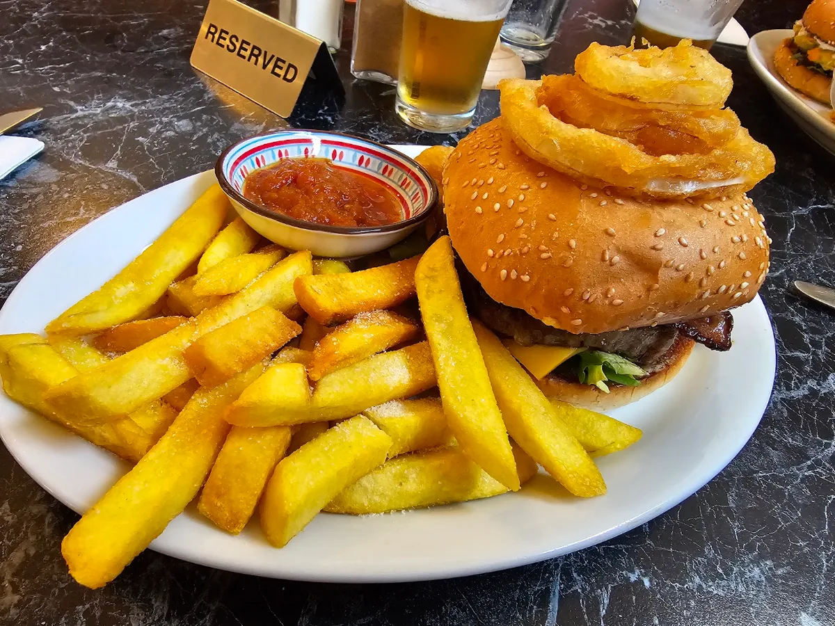 Beef Burger, National Hotel