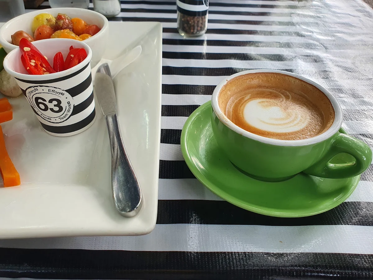 Flat White, Café63© Ascot