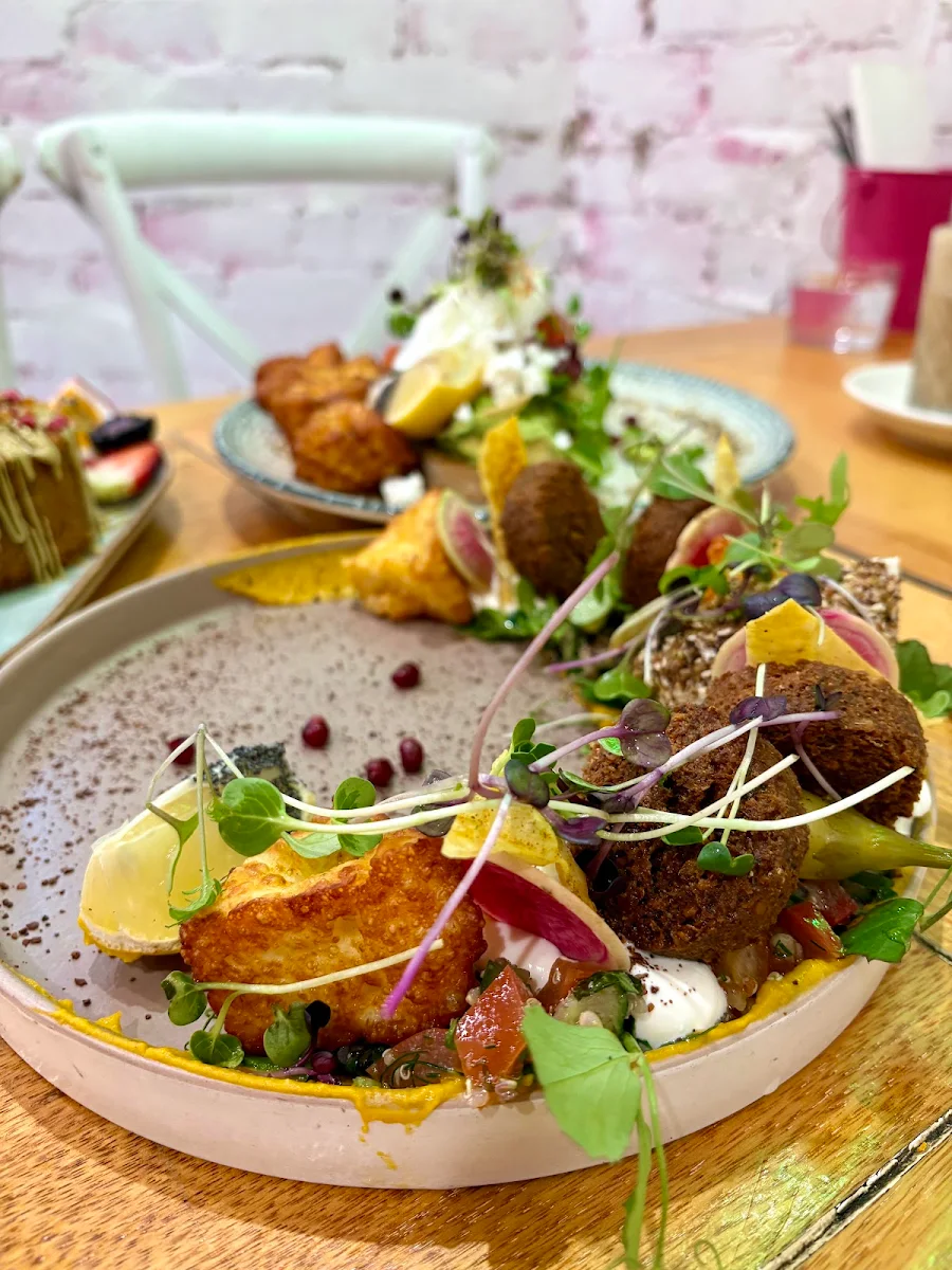 Falafel Plate V