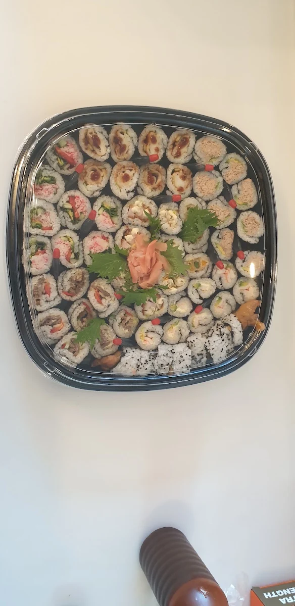 Sushi Roll 2ea, Moon Japanese Restaurant Bargara