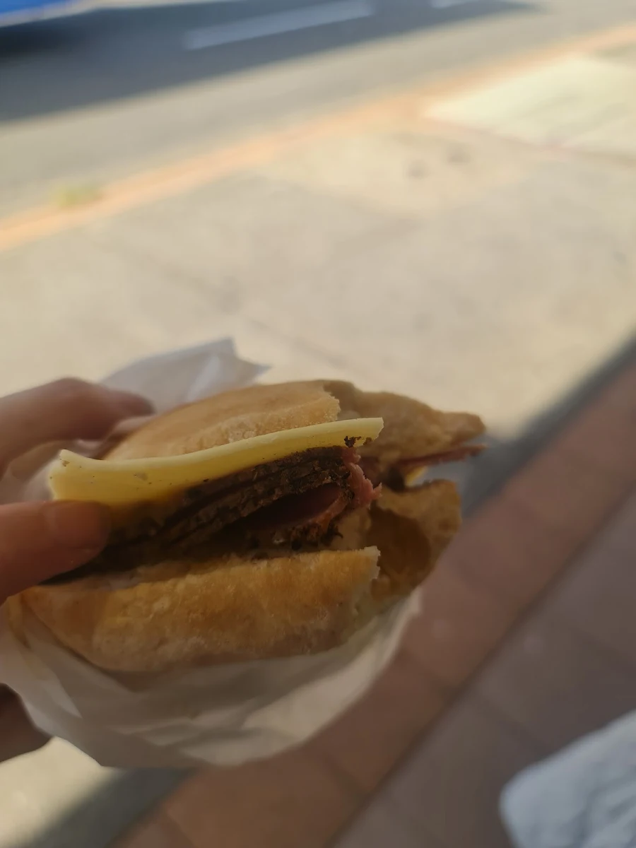 Highlights, Lamia Super Deli Marrickville