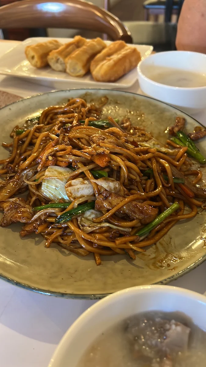 Beef Fried Noodles, Don't Miss Out Chinese Cuisine