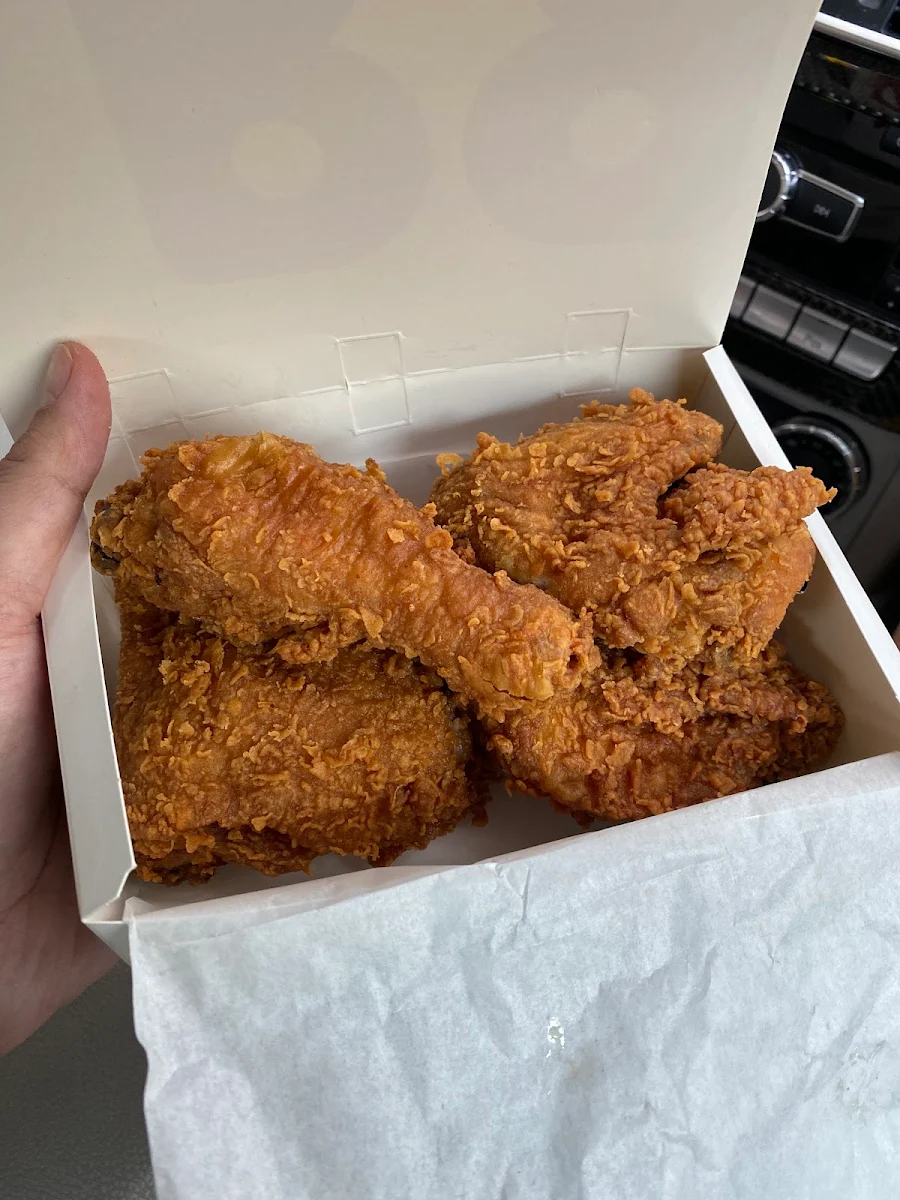 Chickenjoy, Red Rooster Northbridge Reggie