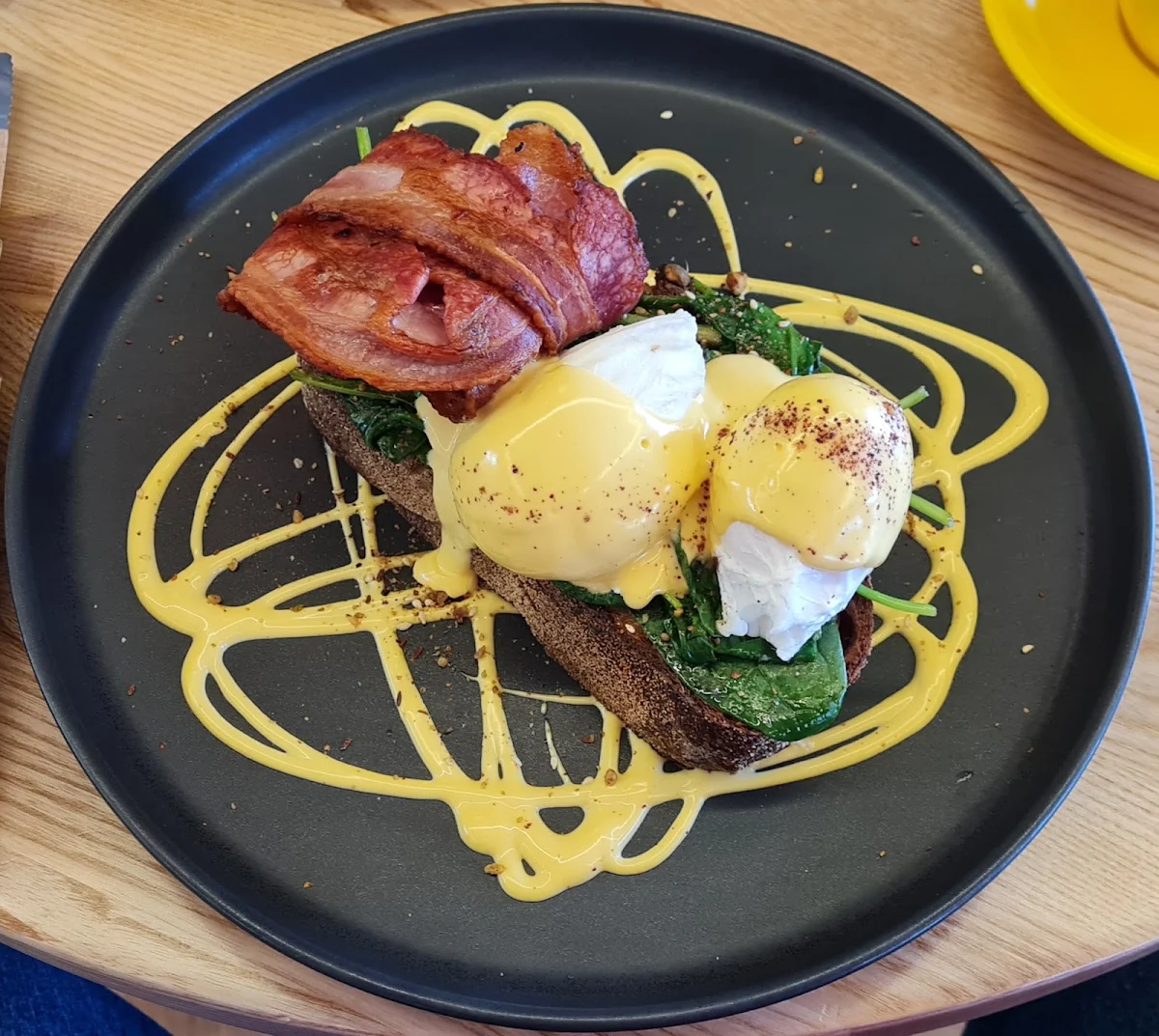 Bacon Eggs Benedict, Moka Pot Tuggerah