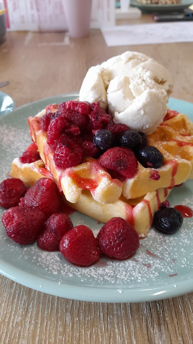 Highlights, The Candy Store & Cafe