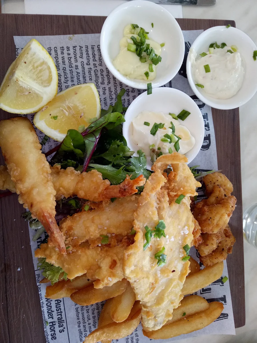 Fish & Chips, Beachpoint Cafe