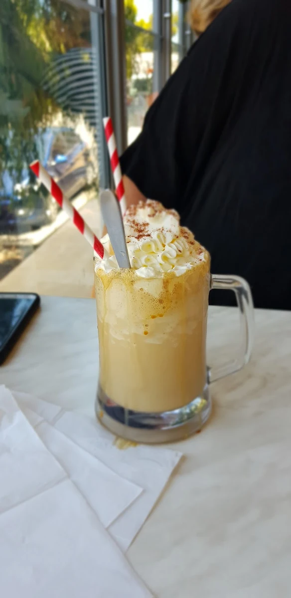 Iced Coffee, Beachpoint Cafe