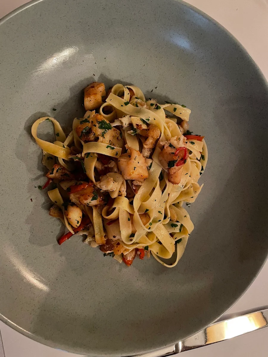 Seafood Linguini