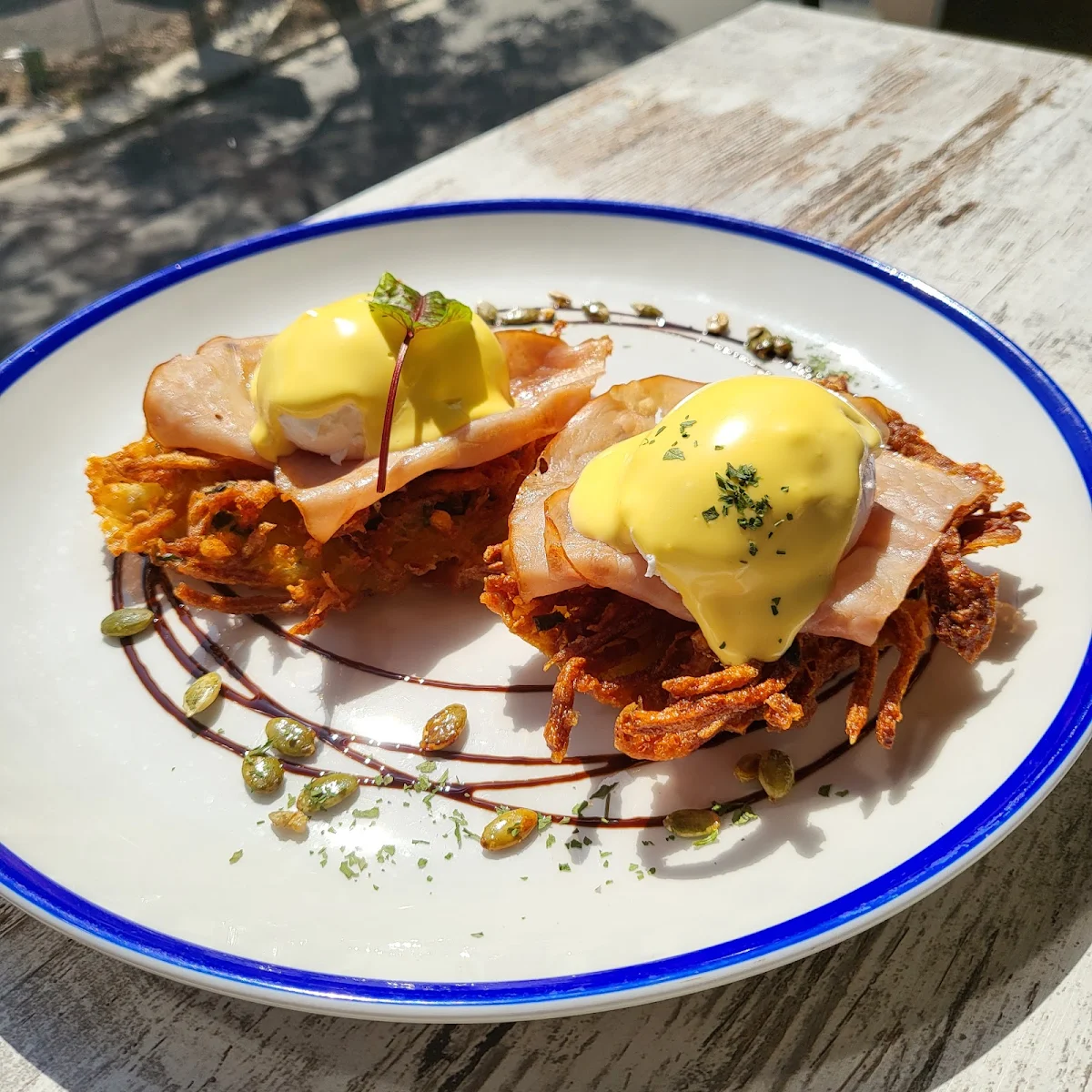 Eggs Benedict