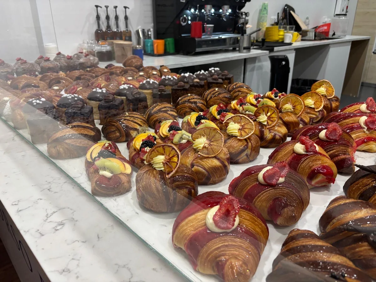 Highlights, Corso Francia- Italian Pasticceria & Cafè