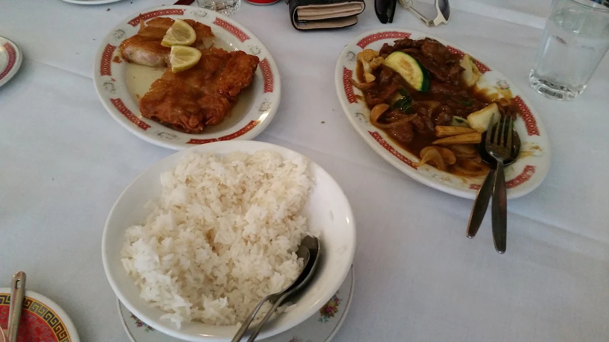 Highlights, Pearl Garden Restaurant