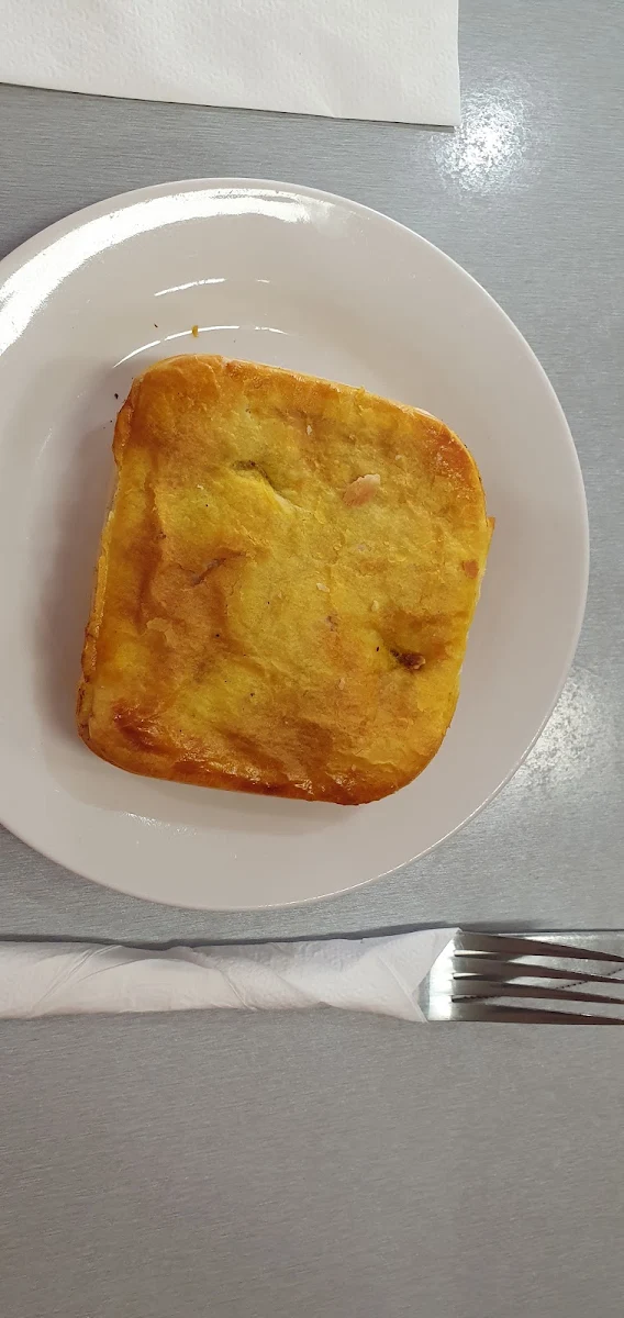 Meat Pie, South Wagga Bakery