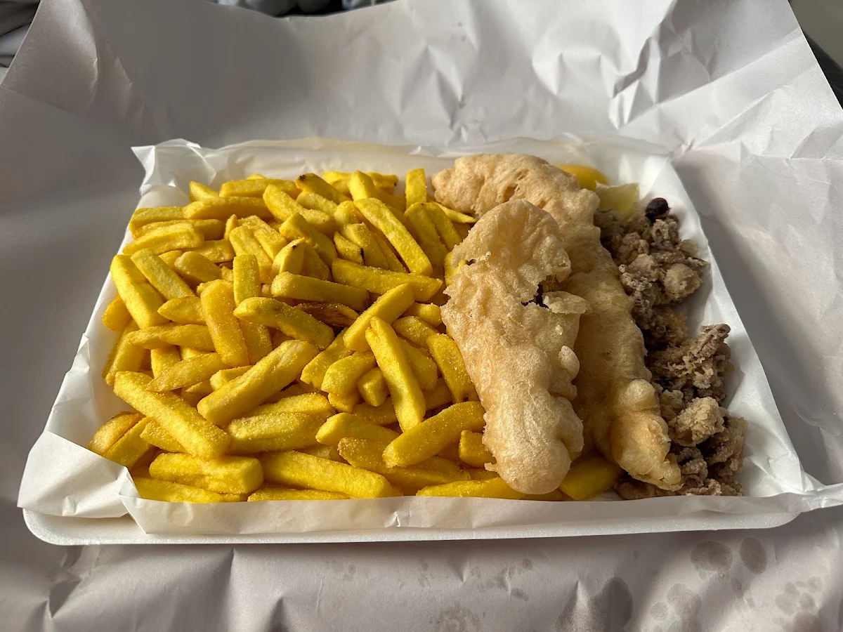 Highlights, Middle Road Takeaway