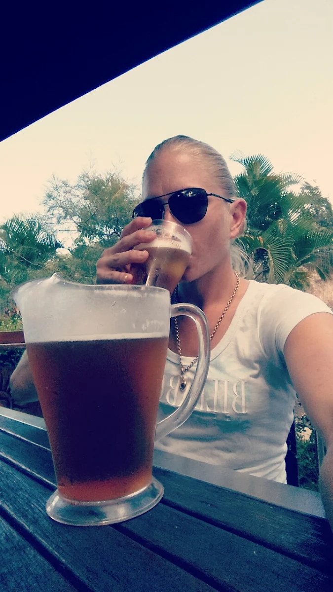 Beer, Capricorn Tavern