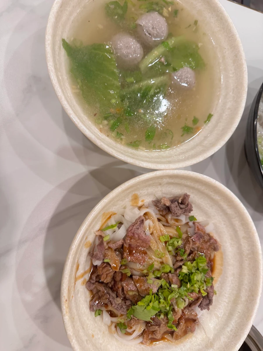 Highlights, Beef Master Hot Pot Restaurant 牛魔王潮汕牛肉火锅 Eastwood