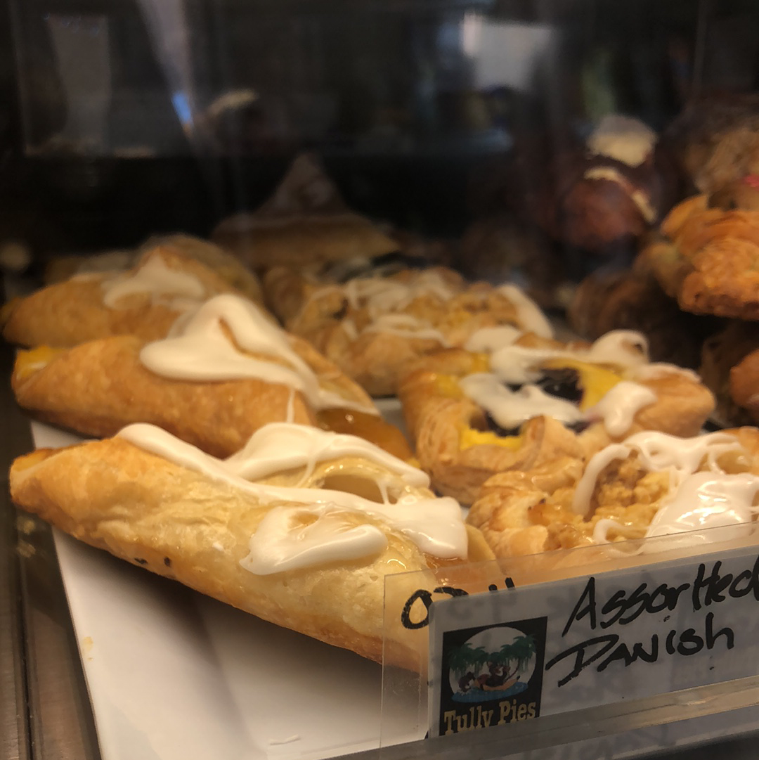 Highlights, Tully Pies