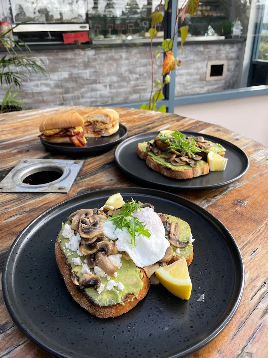 Highlights, Tree Branch Cafe narellan