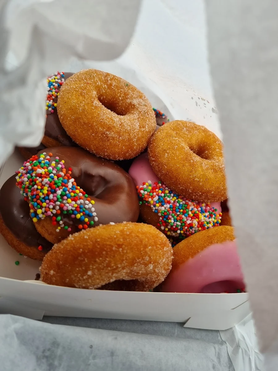Highlights, Launch Bakery