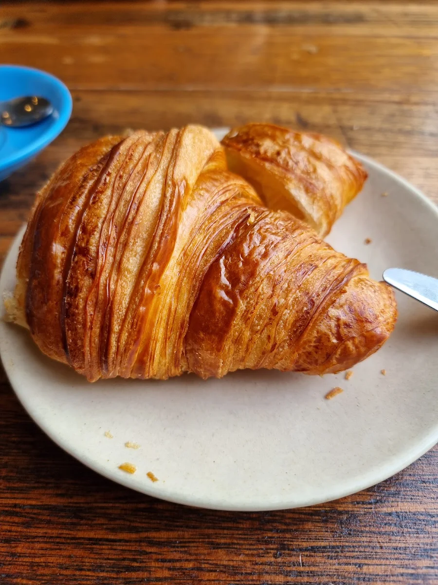 Croissant w mgws Jam