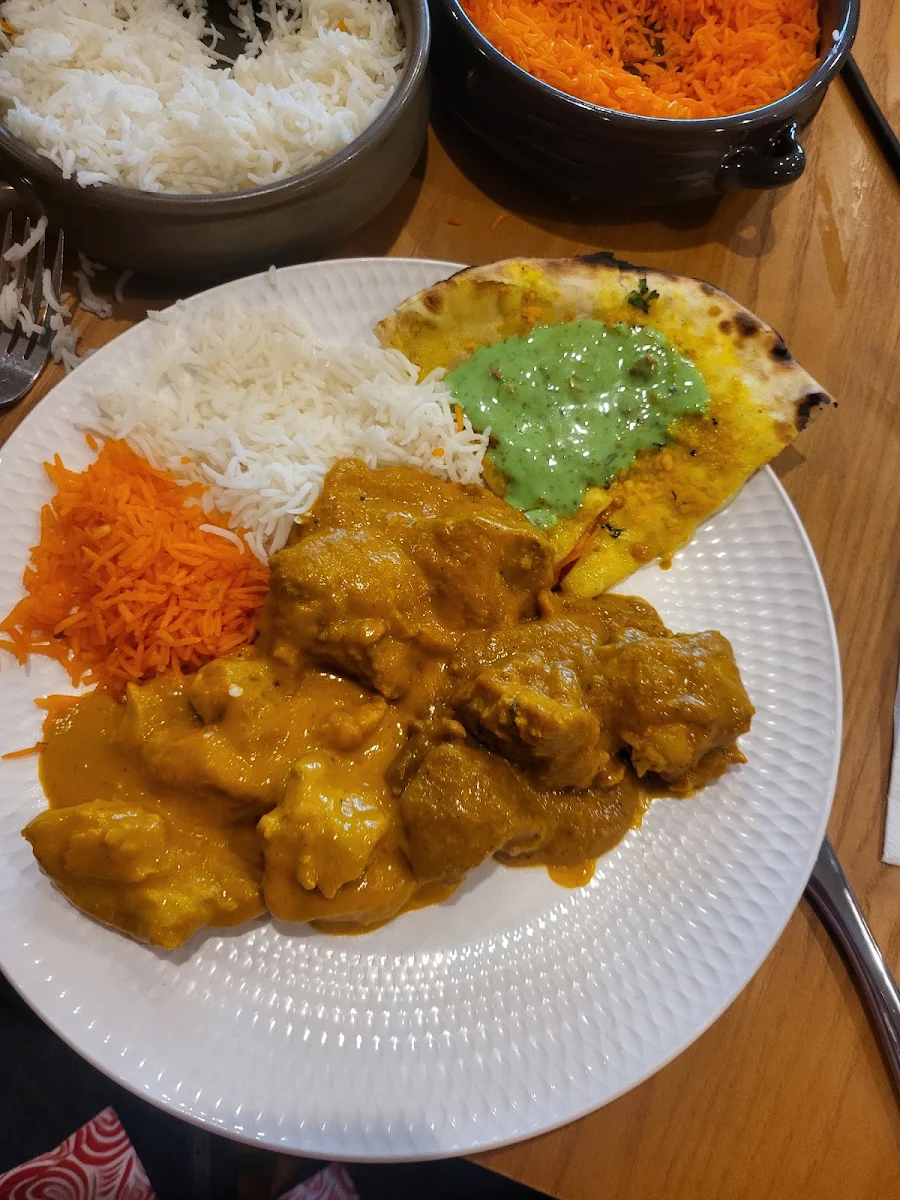 Curry & Rice, Roshni by Raj