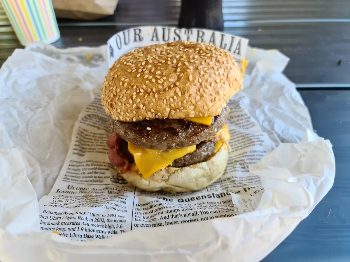 Highlights, Beachy's Coconut Cafe