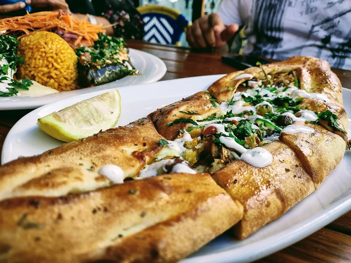 Vegetarian Pide