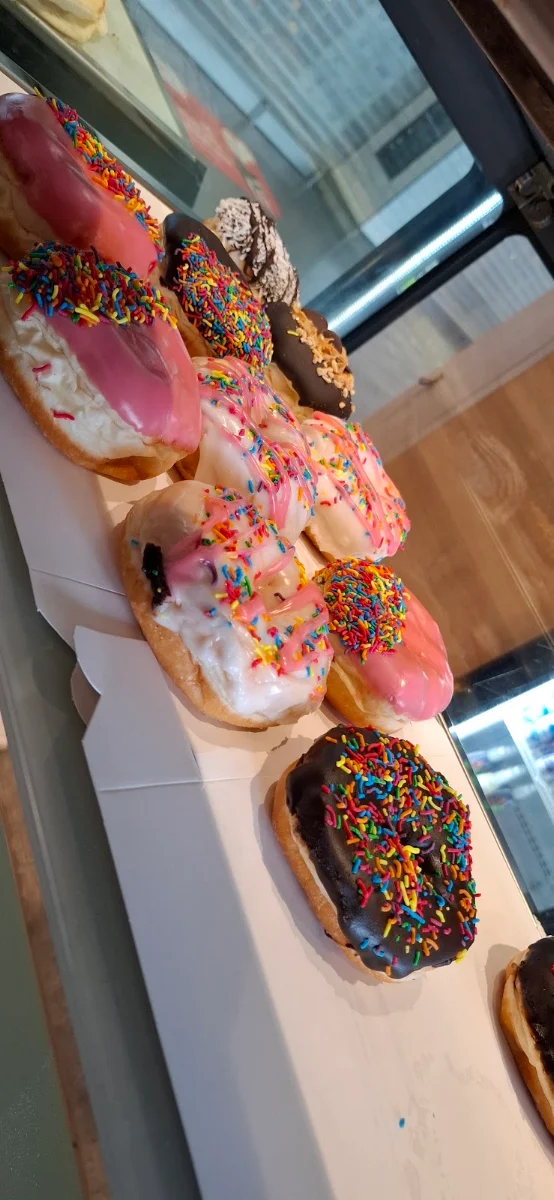 Highlights, Zet & Zaatar Bakery - Greenvale Lakes