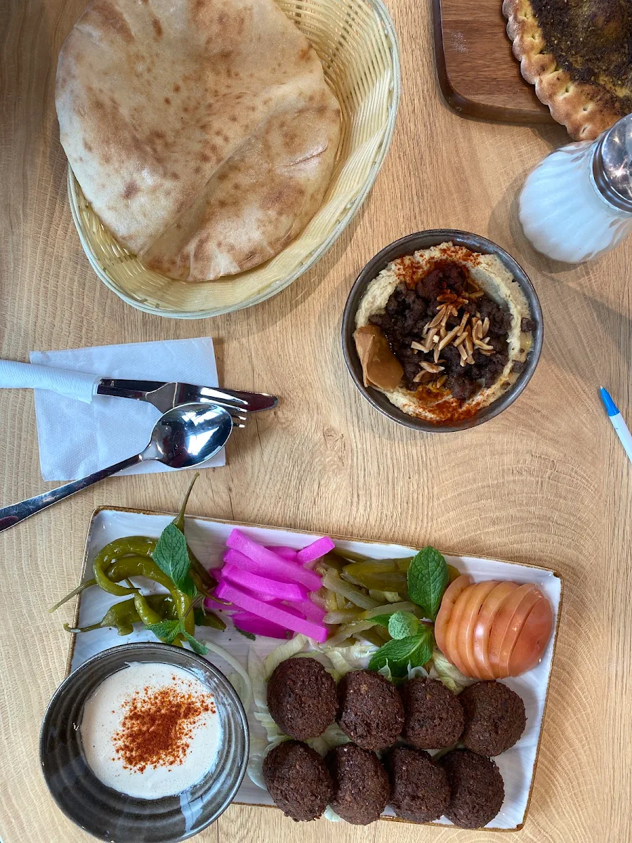 Highlights, Zet & Zaatar Bakery - Greenvale Lakes