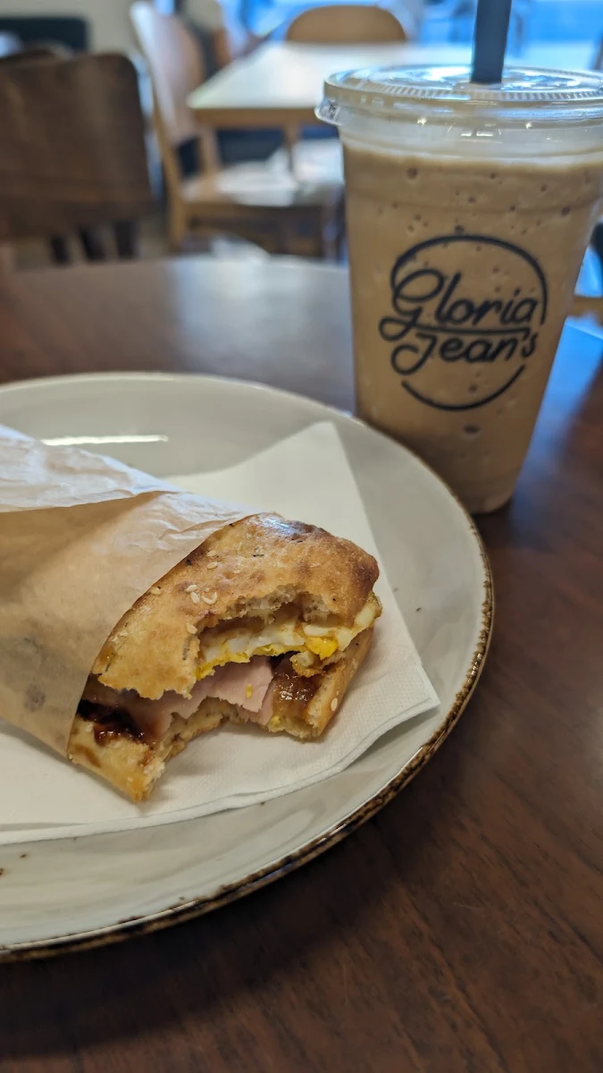 Highlights, Gloria Jean's Haymarket