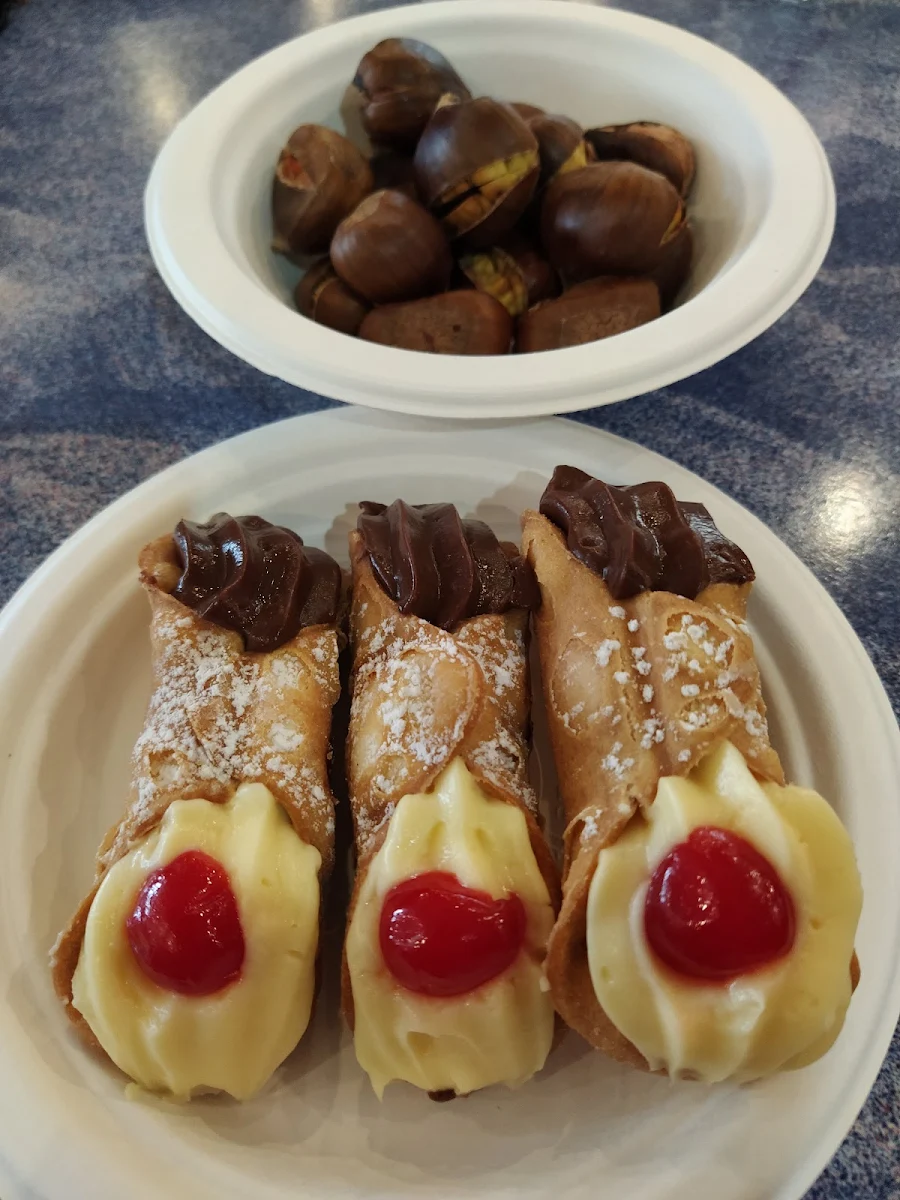 Cannoli