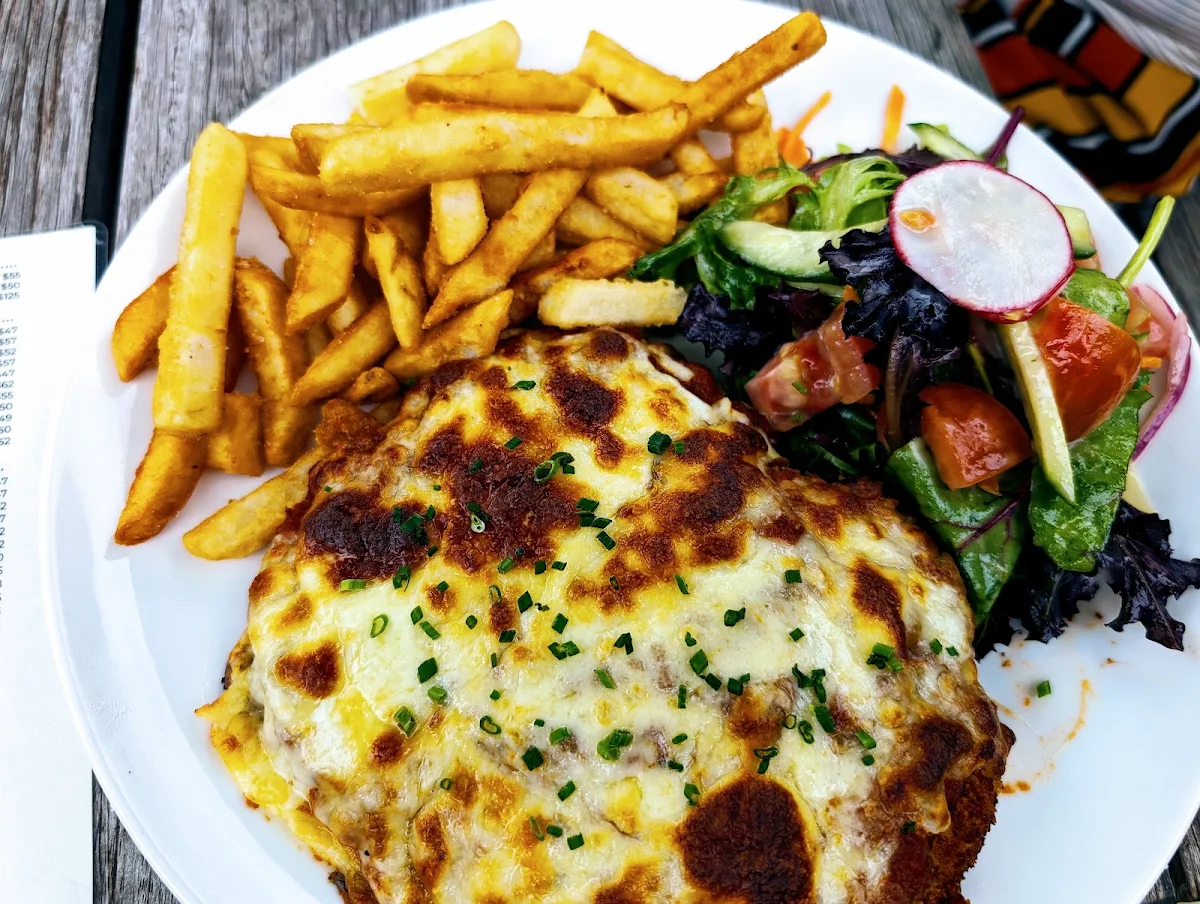 Chicken Parma, The Woodlands Hotel
