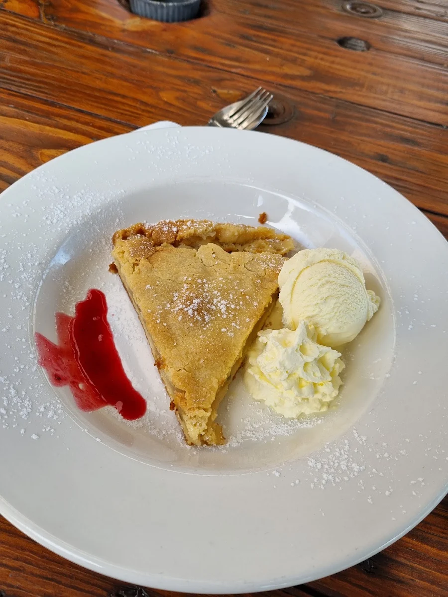 Highlights, Central Greenough Cafe