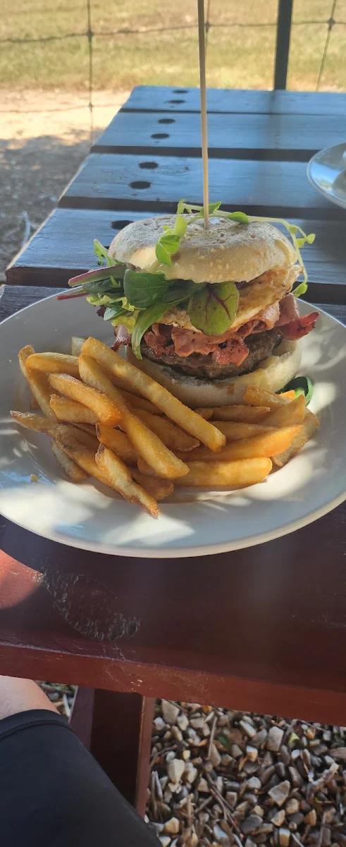 Highlights, Central Greenough Cafe